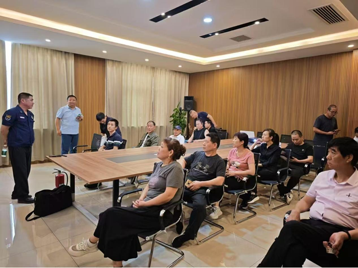 西北二棉實(shí)業(yè)：開展商鋪消防安全培訓(xùn) 筑牢安全“防火墻”